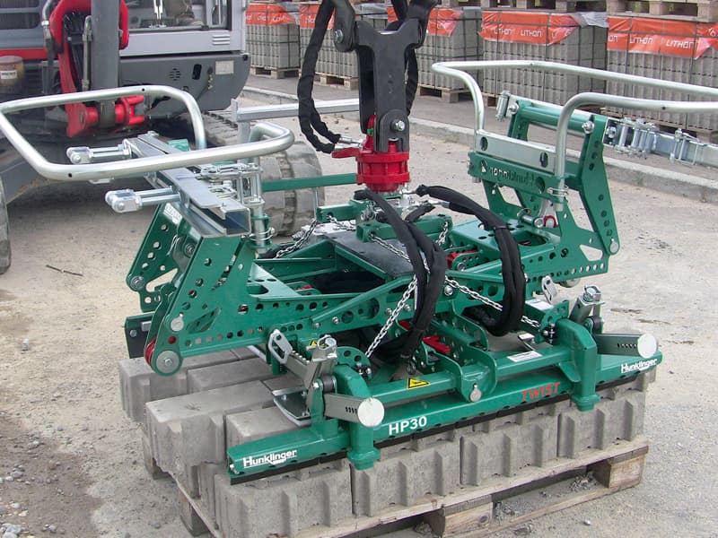 Modell - Pflastergreif HP30